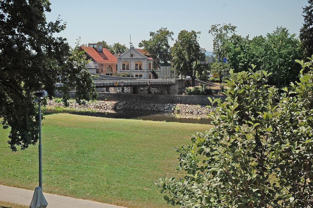 Atelier Lanna Bed and Breakfast Ceske Budejovice Exteriör bild