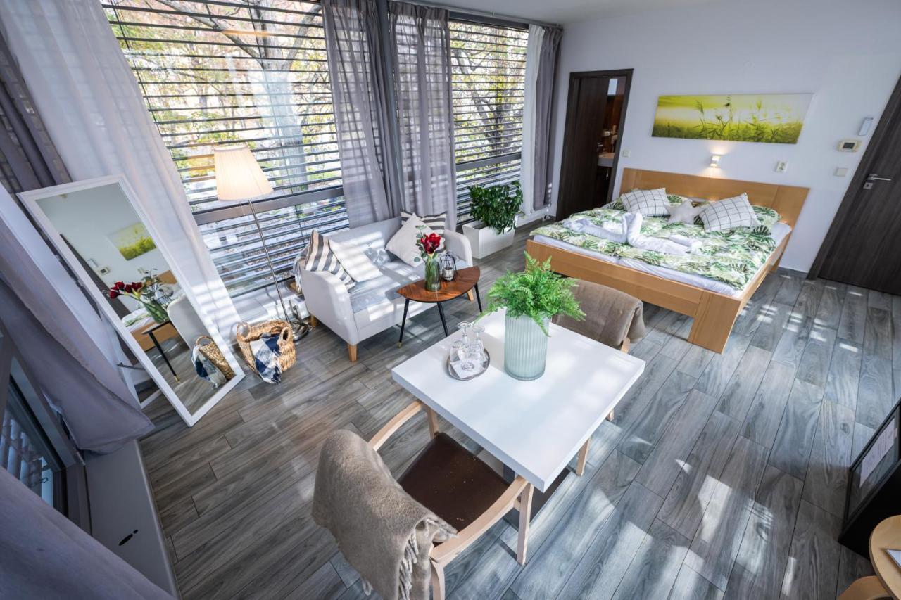 Atelier Lanna Bed and Breakfast Ceske Budejovice Exteriör bild